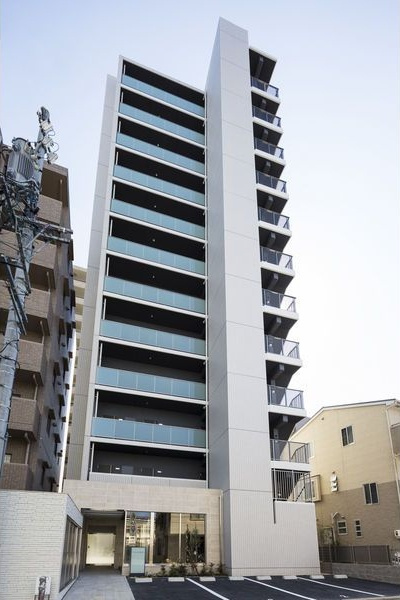 プランドール那古野の外観