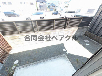 【庭】 | アコード勧修 | 簡単な家庭菜園も楽しめるお庭です