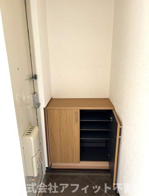 【玄関】 | ヴィラ丹波屋A | シューズボックス