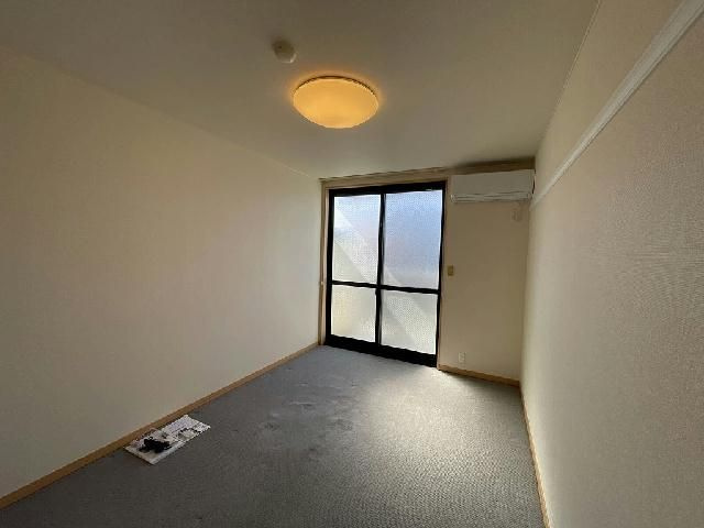 レオパレスＭａｋｅａｒｒｏｗⅢの居間・リビング