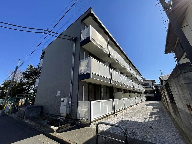 レオパレスＭａｋｅａｒｒｏｗⅢの外観