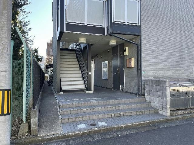 レオパレスＭａｋｅａｒｒｏｗⅢのエントランス