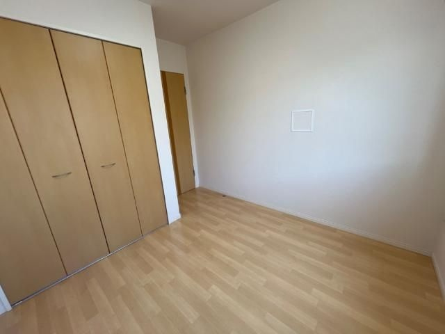 プランドール・三津屋の洋室