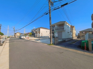 【前面道路含む現地写真】 | 名古屋市名東区猪子石２丁目913-3【仲介手数料無料】新築一戸建て　E号棟