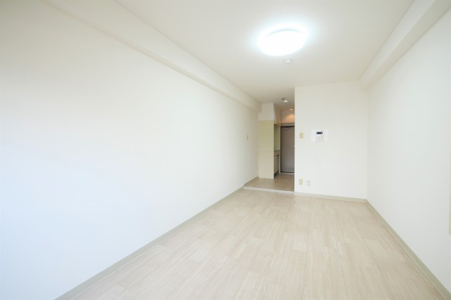 大阪市東成区大今里西３丁目の賃貸マンションの居間・リビング