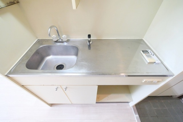 大阪市東成区大今里西３丁目の賃貸マンションのキッチン
