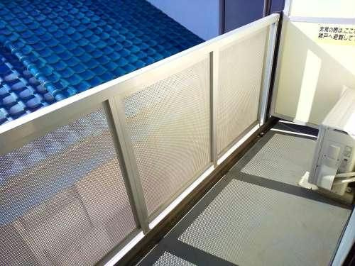 レオパレスモワのバルコニー