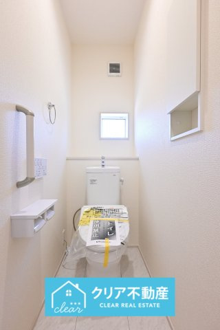 【トイレ】 | 太田市鳥山中町　ブルーミングガーデン | シャワー＆暖房便座付きのトイレです！
