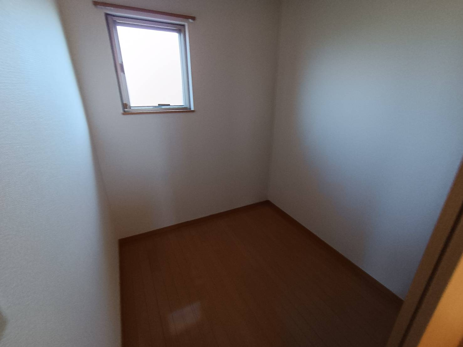 西条市喜多台104-15　中古戸建の収納