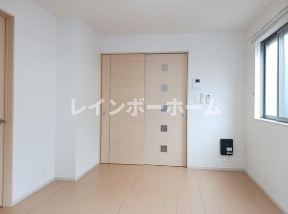 リラ　トゥルぺのその他