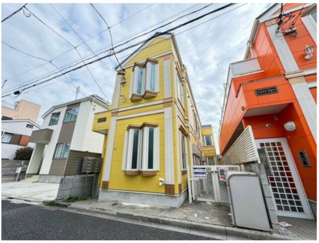 フェリスバルミーの外観