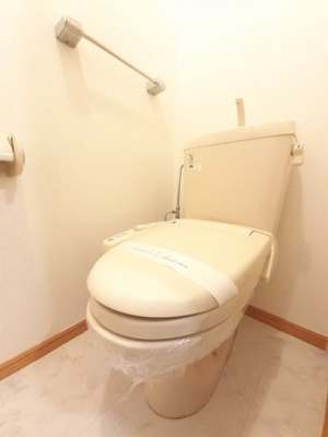 【トイレ】 | ソル・サリエンテＢ | トイレです