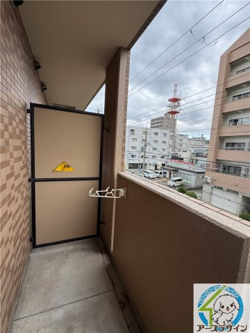 ベルゲンハイツ明石のバルコニー|※類似部屋