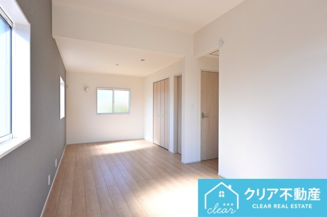 【収納】 | 太田市鳥山中町　ブルーミングガーデン | 日当たりのよい寝室は大容量のウォークインクローゼット付き！