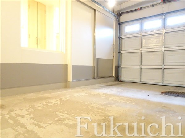 ソアラノーム碑文谷の駐車場