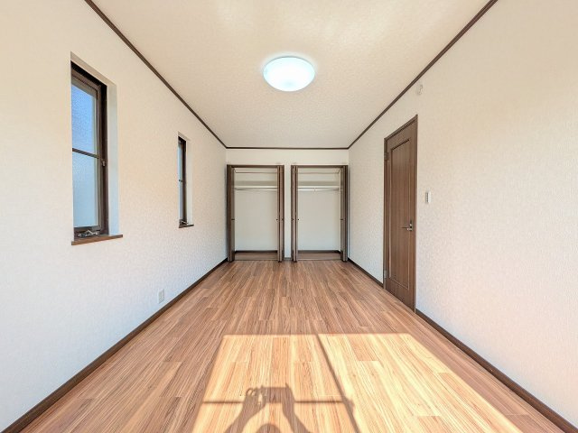 八王子市　石川町　中古戸建ての収納|～収納力の高いクローゼット完備～