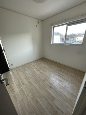 海南市且来・中古戸建・54753の洋室