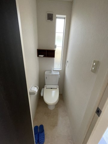 海南市且来・中古戸建・54753のトイレ