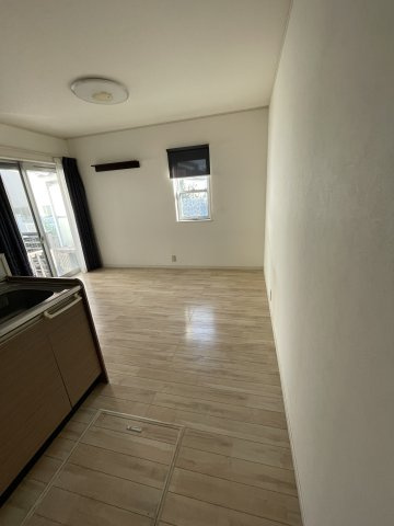 海南市且来・中古戸建・54753の居間・リビング