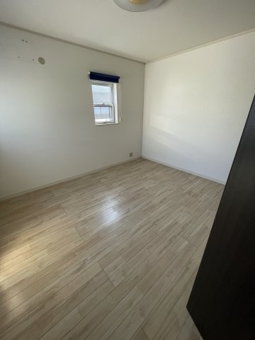 海南市且来・中古戸建・54753の洋室