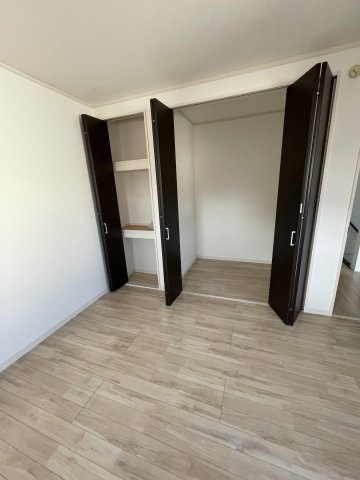 海南市且来・中古戸建・54753の洋室