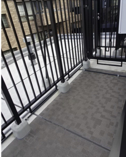 ZOOM中野坂上のバルコニー