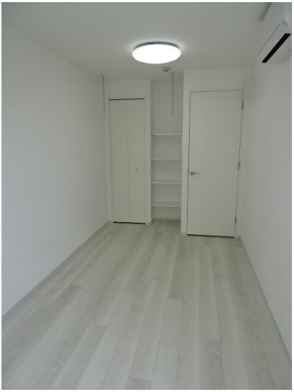 ZOOM中野坂上の居間・リビング