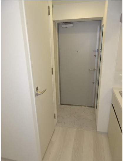 ZOOM中野坂上の玄関