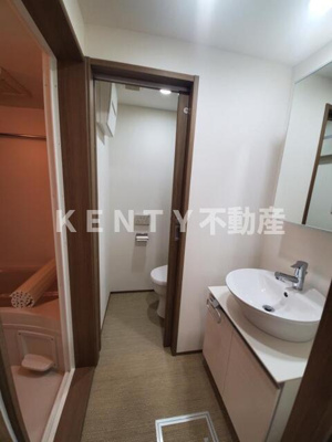 【玄関】 | クレストラン蒲田 | シンプルで使いやすい玄関です