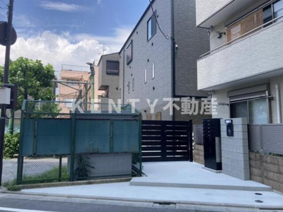 【エントランス】 | クレストラン蒲田 | 清潔なエントランスです