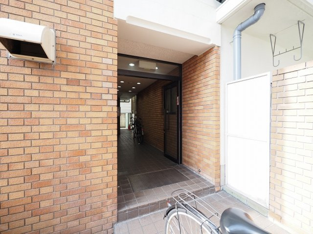 グリーンハイツ今津のエントランス