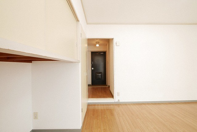 グリーンハイツ今津の居間・リビング