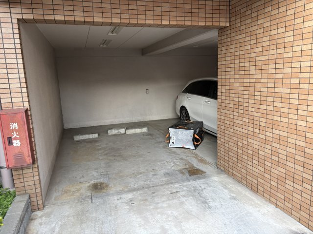 西大井フラッツの駐車場
