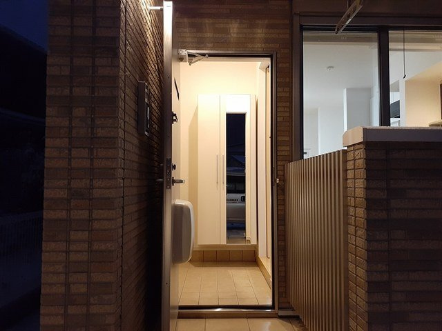 ＬＹＮＸ　ＣＯＵＲＴの玄関