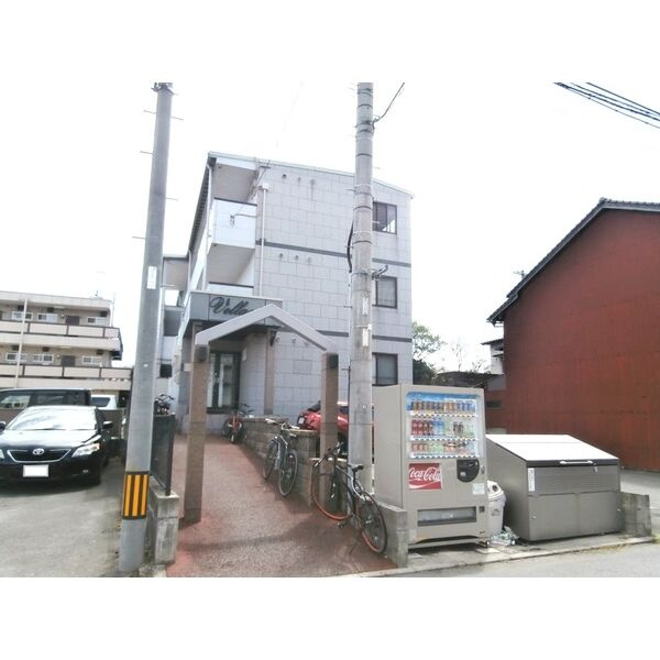 熊本市中央区本荘５丁目の賃貸マンションの外観