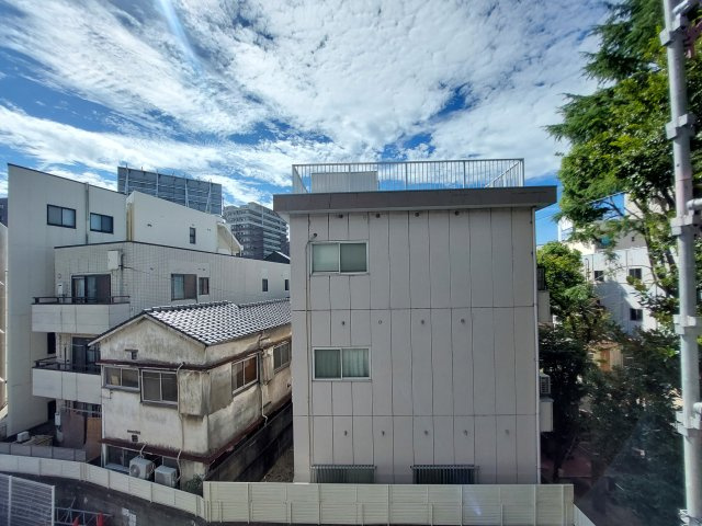 サヴォイフェアリーパーク　2階の展望|別号室のものです。現状優先になります。