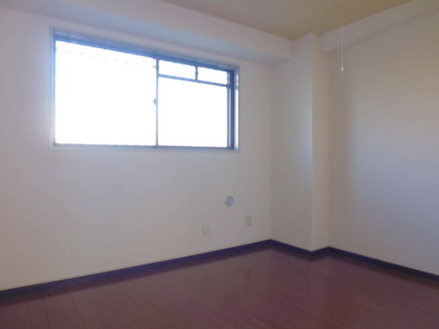 ロイヤルパークヒルの居間・リビング