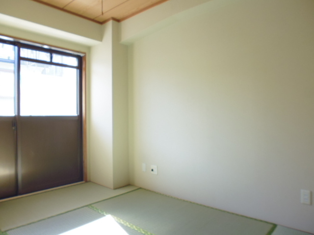 ロイヤルパークヒルの和室