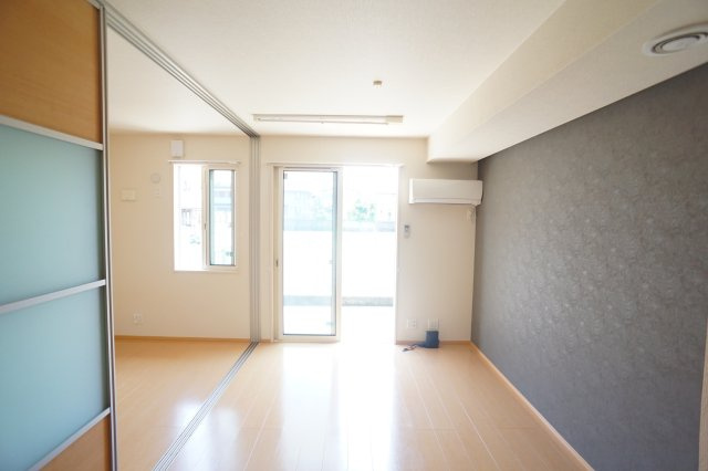 セジュール恋の窪の居間・リビング