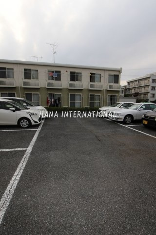 アネックスの駐車場