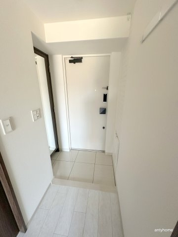 エステムコート北堀江2　仲介手数料無料の玄関