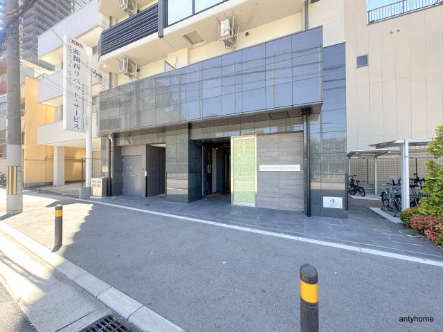 エステムコート北堀江2　仲介手数料無料のエントランス