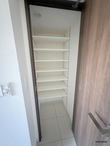 エステムコート北堀江2　仲介手数料無料の収納