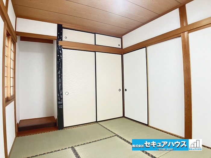 【中古住宅】名古屋市中川区千音寺3丁目の和室|【和室】
◆押入付きの和室です。来客時の布団を収納することもできます。
