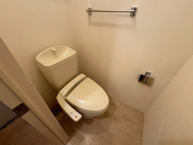アークファイブのトイレ
