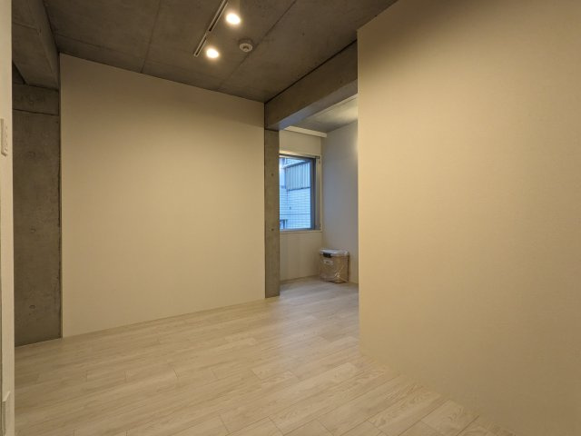 ミオテゾーロ哲学堂カーザの居間・リビング|おしゃれな居間です