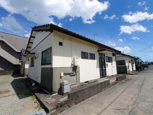 サウスタウン日向貸家