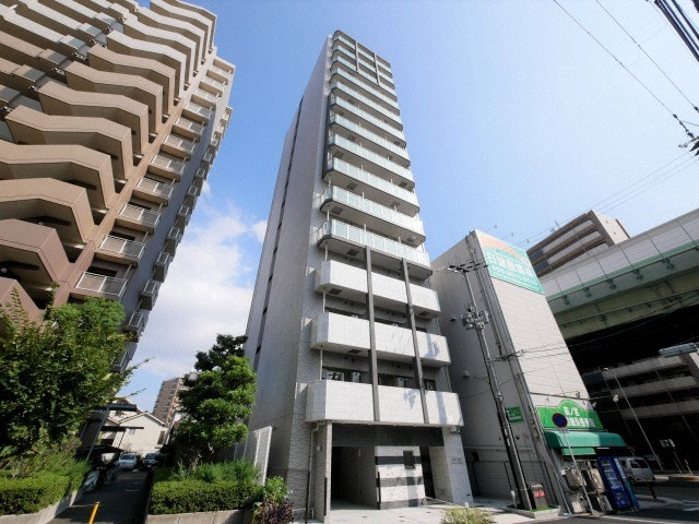 エスリード大阪城クローグの外観