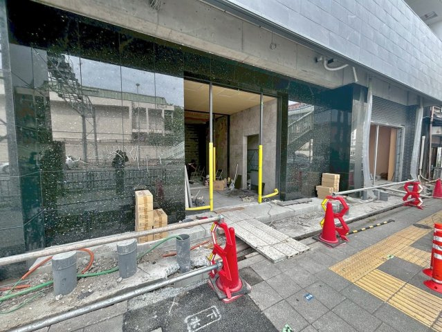 エスリード大阪平野プライムのエントランス