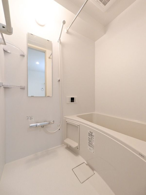 マーレ弦巻の浴室